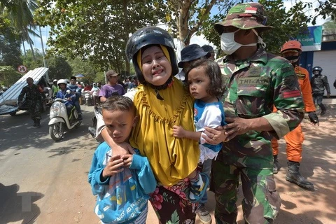 Séisme en Indonésie: 436 morts et 342 millions de dollars de dégâts