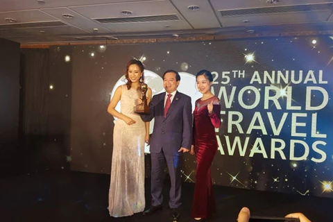 Le Vietnam obtient des prix mondiaux du tourisme 2018
