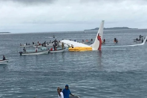 Quatre Vietnamiens à bord de l’avion sorti de piste en Micronésie