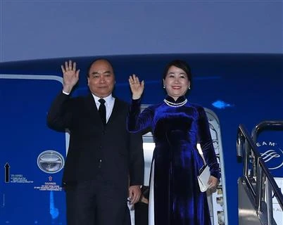 Le PM arrive à Tokyo pour le 10e Sommet Mékong-Japon et une visite au Japon