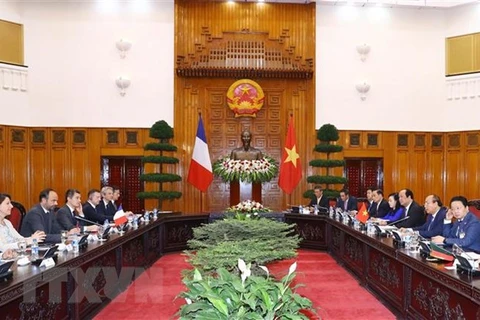 Le Vietnam et la France soulignent leur détermination à promouvoir le partenariat stratégique 