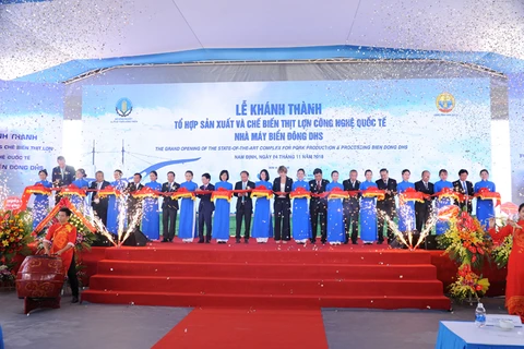 Inauguration d’un complexe de transformation de viande porcine pour l’exportation à Nam Dinh