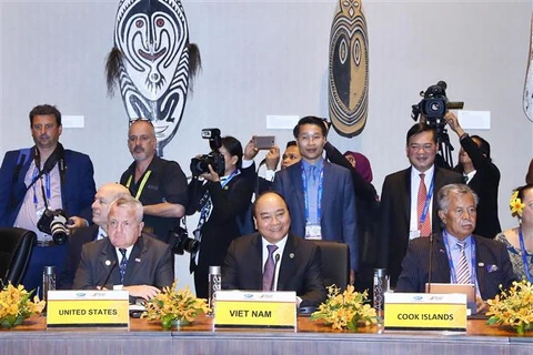 Le PM assiste à des dialogues dans le cadre de l’APEC 2018