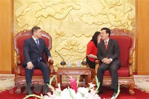 Une délégation du parti Nur Otan du Kazakhstan au Vietnam