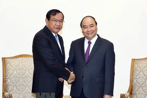 Le PM se félicite du développement des relations Vietnam-Cambodge