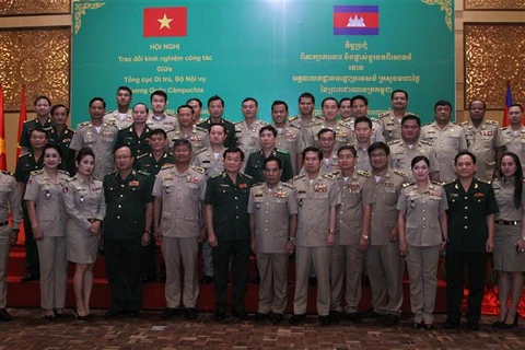 Conférence sur la coopération Vietnam-Cambodge dans la gestion des migrations