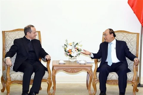 Le PM Nguyen Xuan Phuc reçoit une délégation du Saint-Siège