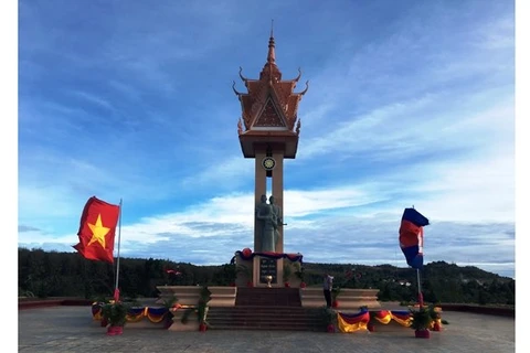 Le Cambodge inaugure un monument d'amitié Vietnam-Cambodge dans la région du Nord-Est