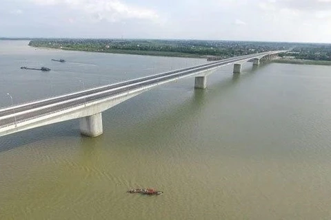 Ouverture au trafic du pont Hung Ha reliant Hung Yen à Ha Nam