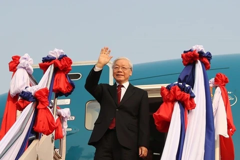 Le dirigeant Nguyen Phu Trong entame sa visite officielle d’amitié au Laos