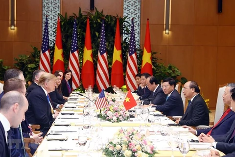 Nguyên Xuân Phuc et Donald Trump saluent les progrès des relations Etats-Unis - Vietnam