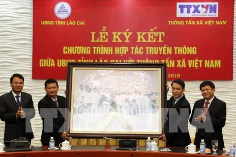 La province de Lào Cai et la VNA scellent leur coopération