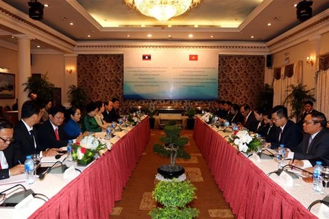 Hô Chi Minh-Ville et Vientiane réunies sur le travail du Parti