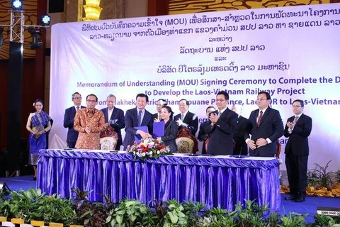 Le Laos lancerait les travaux sur la ligne ferroviaire Laos-Vietnam en 2021