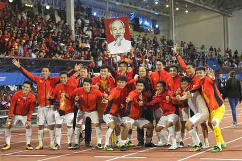 Football : le Vietnam bat l’Indonésie 3-0 en finale des SEA Games 30