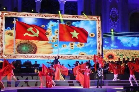  HCM-V: De nombreuses activités de célébration des 90 ans du Parti communiste du Vietnam