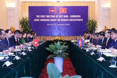 Le Vietnam et le Cambodge se réunissent sur les portes frontalières