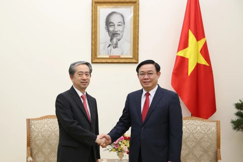 Le vice-PM Vuong Dinh Huê reçoit l’ambassadeur de Chine