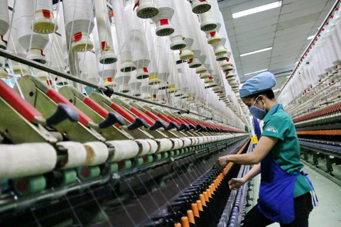 Le COVID-19 complique l’approvisionnement en matières premières du textile et de la chaussure
