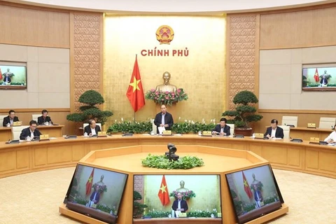 COVID-19: le Vietnam en moment d’or dans la lutte anti-pandémie, selon le PM Nguyên Xuân Phuc