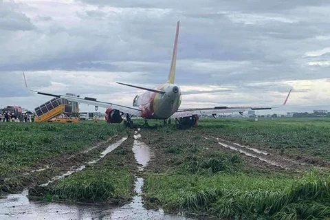 De nombreux vols affectés après la sortie de piste d’un avion de Vietjet Air