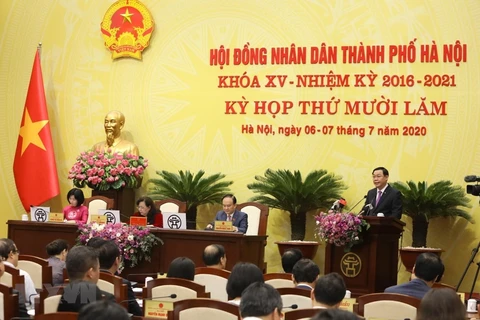 Le Conseil populaire de Hanoï discute des mesures pour la relance économique 