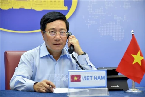 Vietnam-Royaume-Uni : conversation téléphonique entre les deux chefs de la diplomatie