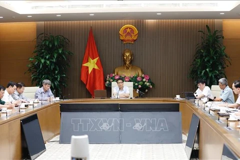 COVID-19: le Vietnam travaille pour assurer la sécurité en prévision de la reprise des vols internationaux