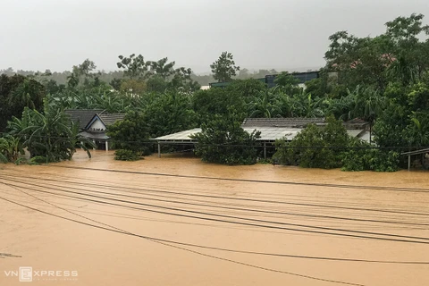 Le PM demande plus d’efforts pour faire face aux inondations au Centre
