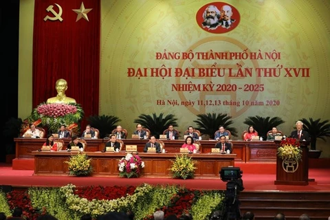 Le leader demande d’œuvrer au développement rapide et durable de Hanoi