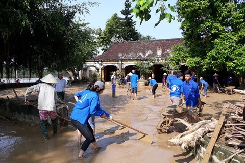 Au chevet des étudiants victimes des crues et inondations dans le Centre