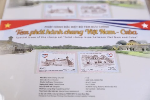 L’émission conjointe de timbres marque les 60 ans des liens Vietnam-Cuba