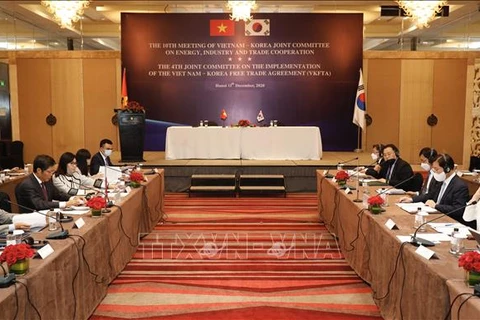 Vietnam et R. de Corée intensifient leur coopération dans le commerce, l'industrie et l'énergie
