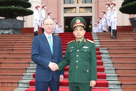  Vietnam et Russie renforcent leur coopération dans la sécurité et la défense