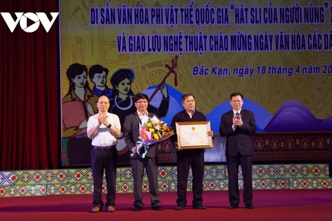 Le “chant de Sli des Nùng" de la province de Bac Kan est reconnu comme patrimoine immatériel national