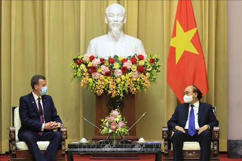 Le président Nguyen Xuan Phuc reçoit le ministre australien du Commerce, du Tourisme et de l'Investissement