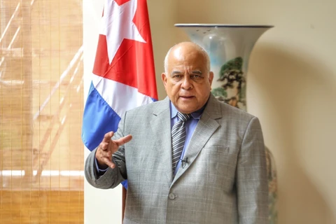 L’ambassadeur de Cuba apprécie l’esprit de solidarité du Vietnam