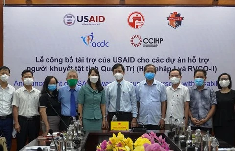 Quang Tri : aide de l’USAID aux personnes handicapées