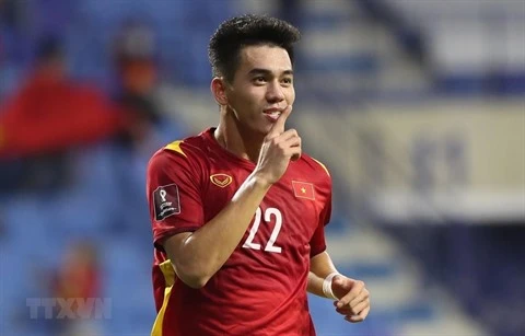 Qualifs Mondial-2022 : un footballeur vietnamien apparaît sur une affiche de la FIFA
