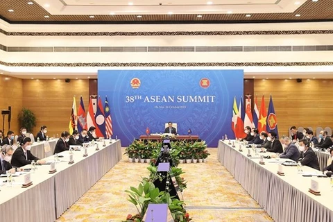 Ouverture des 38e et 39e Sommets de l’ASEAN