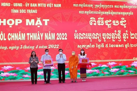 Fête Chol Chnam Thmay : Des dirigeants présentent leurs vœux à la communauté khmère 
