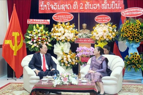 Hô Chi Minh-Ville félicite les diplomates lao pour le Boun Pimay