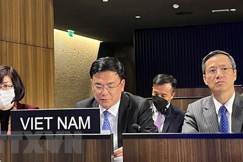 Le Vietnam a contribué aux décisions importantes de l’UNESCO