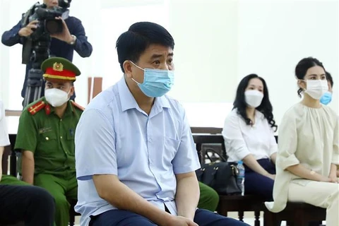 Le tribunal réduit la peine de prison de l’ex-président de Hanoi Nguyên Duc Chung