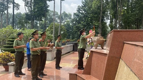 Hô Chi Minh-Ville: La police organise de nombreuses activités en l’honneur du 27 juillet 