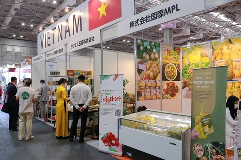 Les produits vietnamiens au Foodex Japan in Kansai 2022 sont appréciés de nombreux visiteurs