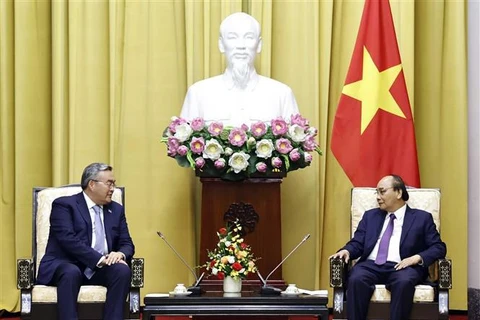 Le Vietnam chérit toujours son amitié traditionnelle avec le Kazakhstan 