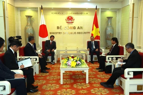 Le ministre de la Sécurité publique Tô Lâm reçoit l'ancien ambassadeur spécial Vietnam-Japon 