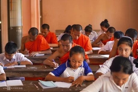 Un journal cambodgien met en avant l’enseignement gratuit du khmer au Vietnam