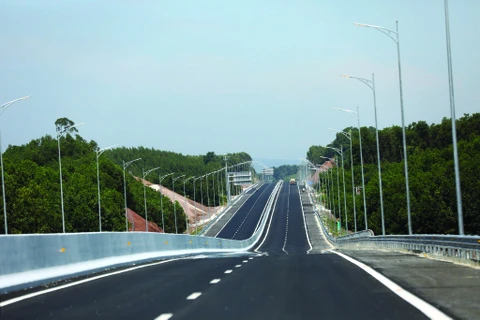 L’autoroute Vân Dôn - Mong Cai dynamise la ville de Mong Cai